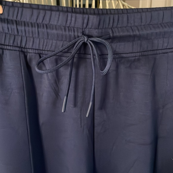 J. Jill FIT XL Navy Blue Drawstring Pull -on Sleek Wide Leg Cropped Pants (NWT) - Picture 2 of 5